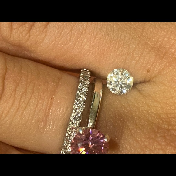 0.5 carat moissanite diamond loose stone - Picture 4 of 8